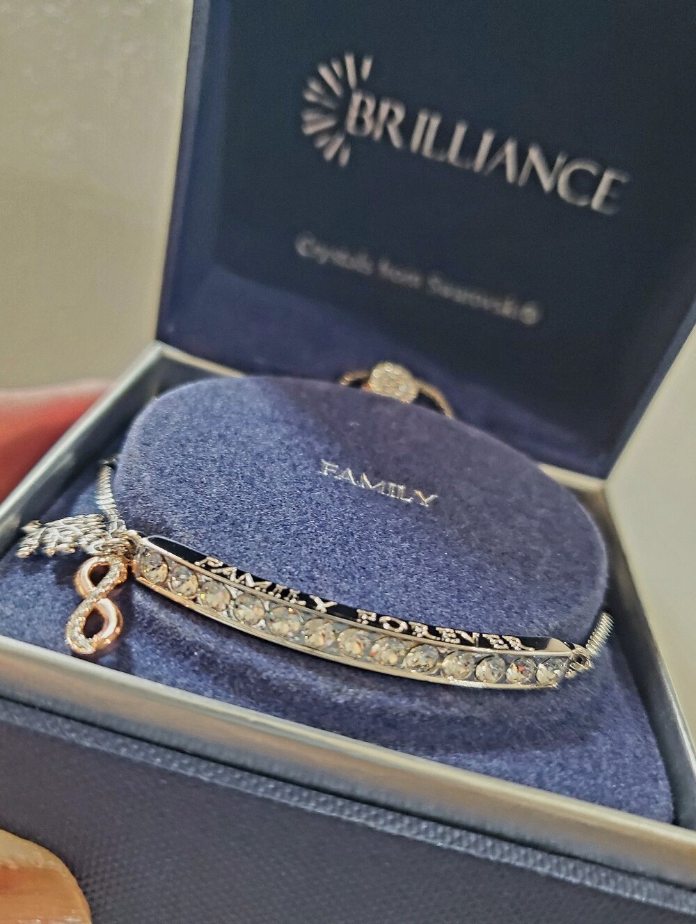 Brilliance Crystal Infinity Bar FAMILY FOREVER Adjustable Bracelet - Picture 11 of 11